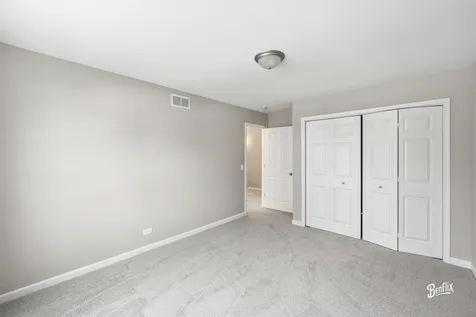 1005 Cooper Court Buffalo Grove IL 60089