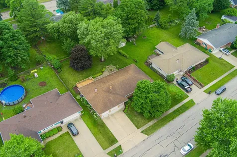 1811 Park Avenue Sycamore IL 60178