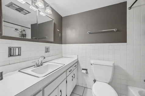 1139 Leavitt Avenue Flossmoor IL 60422