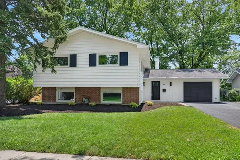 405 West Newport Road Hoffman Estates IL 60169