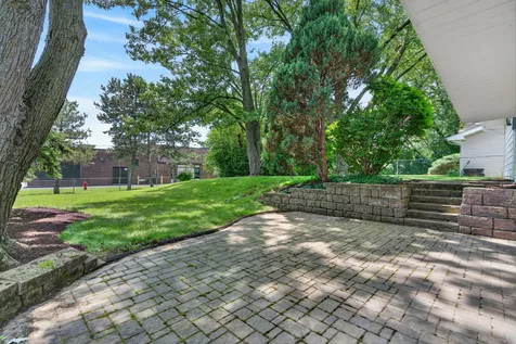 405 West Newport Road Hoffman Estates IL 60169