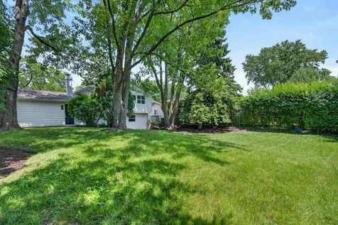 405 West Newport Road Hoffman Estates IL 60169
