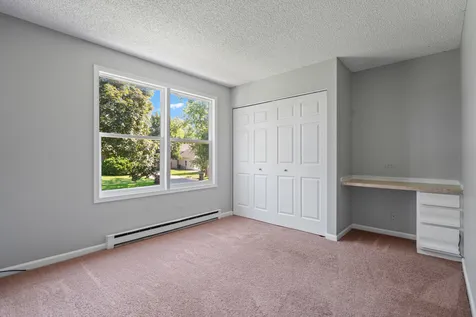 627 Chardonnay Lane Crystal Lake IL 60014