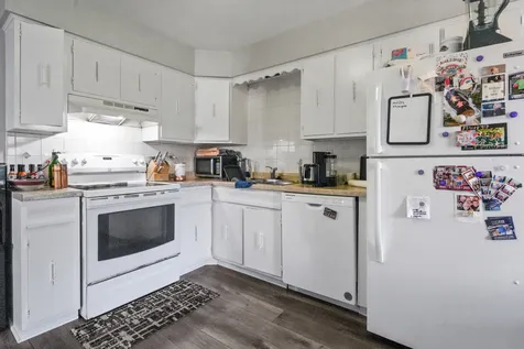 627 Chardonnay Lane Crystal Lake IL 60014