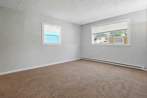 627 Chardonnay Lane Crystal Lake IL 60014