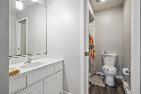 627 Chardonnay Lane Crystal Lake IL 60014