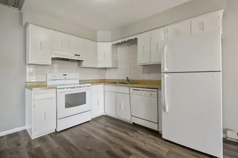 627 Chardonnay Lane Crystal Lake IL 60014