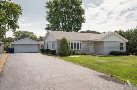 11655 South Nagle Avenue Worth IL 60482