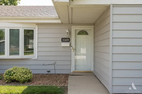 11655 South Nagle Avenue Worth IL 60482