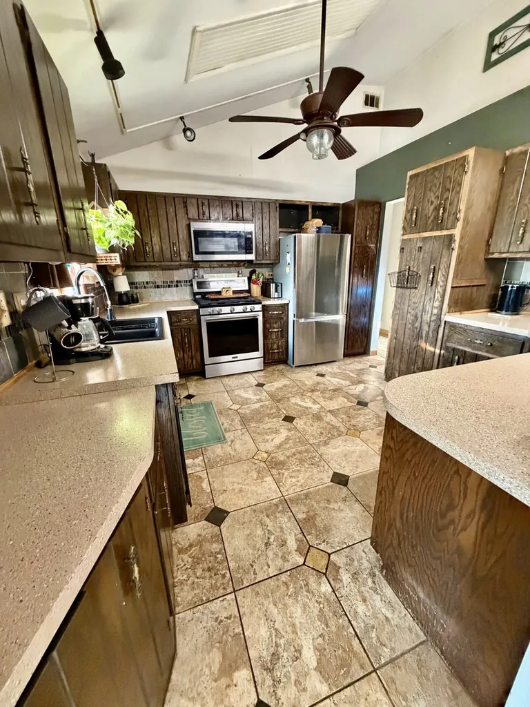 19834 Greenview Avenue Mokena IL 60448