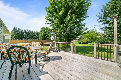 219 Acorn Drive Poplar Grove IL 61065