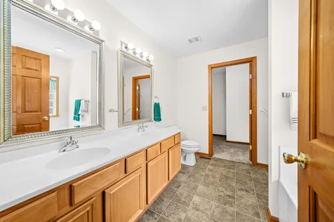 219 Acorn Drive Poplar Grove IL 61065