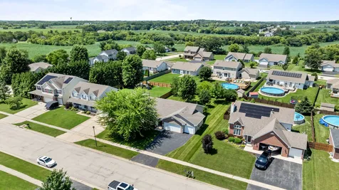 219 Acorn Drive Poplar Grove IL 61065