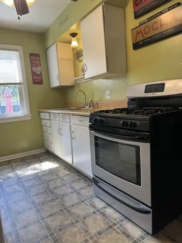 18032 Commercial Avenue Lansing IL 60438