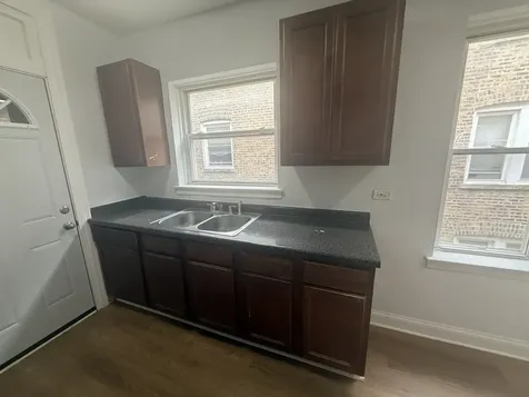 7342 North Damen Avenue Chicago IL 60645