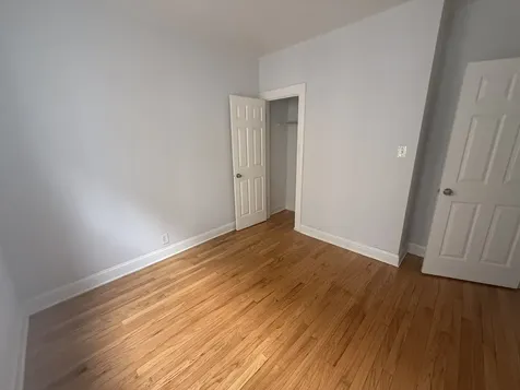 7342 North Damen Avenue Chicago IL 60645