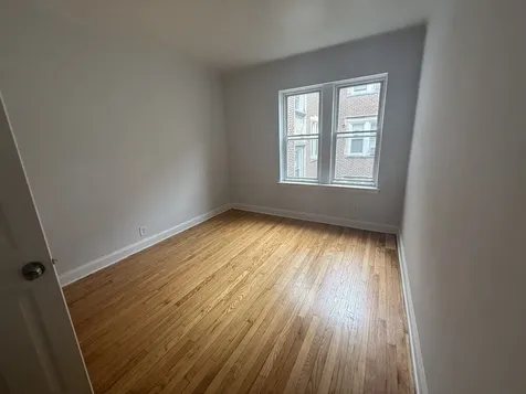 7342 North Damen Avenue Chicago IL 60645