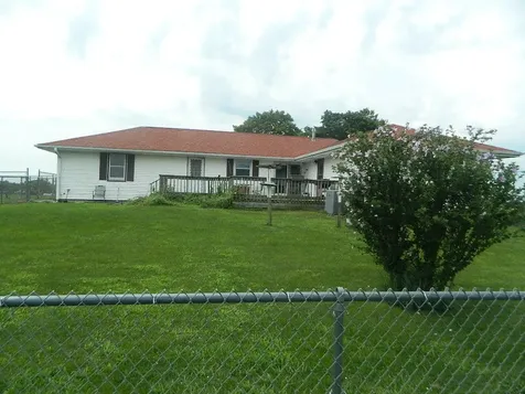 3669 North 13000 Road Bonfield IL 60913