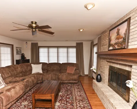 520 Schauer Lane Rockford IL 61107
