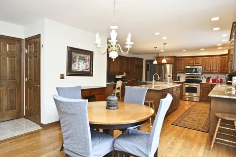 520 Schauer Lane Rockford IL 61107