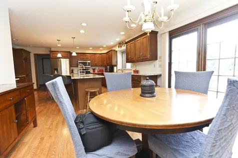 520 Schauer Lane Rockford IL 61107