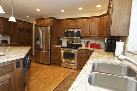 520 Schauer Lane Rockford IL 61107