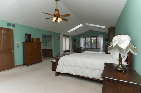 520 Schauer Lane Rockford IL 61107