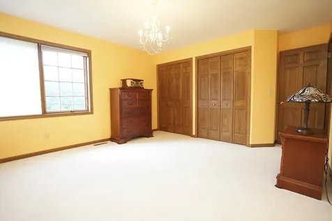520 Schauer Lane Rockford IL 61107