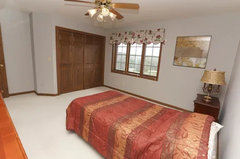 520 Schauer Lane Rockford IL 61107