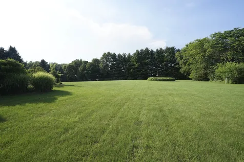 520 Schauer Lane Rockford IL 61107