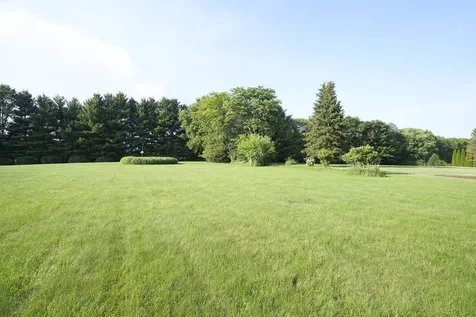 520 Schauer Lane Rockford IL 61107