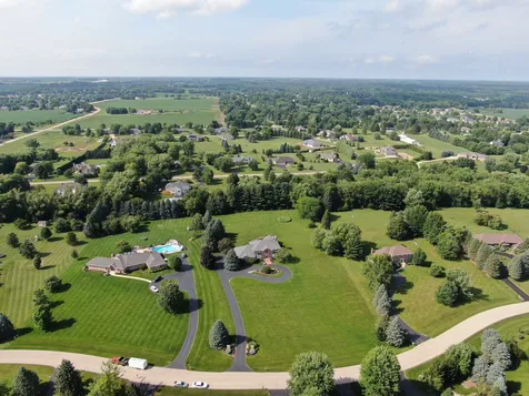520 Schauer Lane Rockford IL 61107