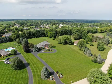 520 Schauer Lane Rockford IL 61107