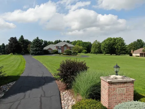 520 Schauer Lane Rockford IL 61107