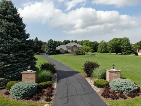 520 Schauer Lane Rockford IL 61107