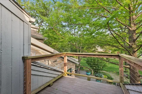 500 Parkview Place Burr Ridge IL 60527