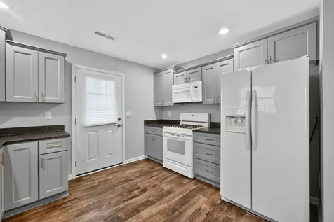 1503 Eadens Place Dixon IL 61021