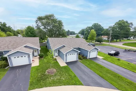 1503 Eadens Place Dixon IL 61021