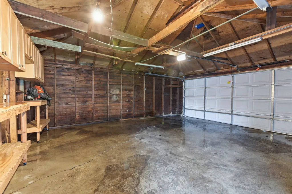 1654 North Austin Avenue Chicago IL 60639