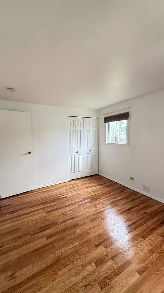 1916 Capital Court Schaumburg IL 60193