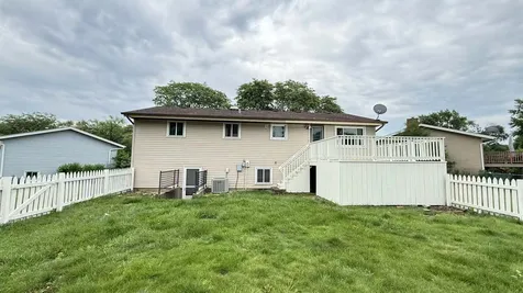 1916 Capital Court Schaumburg IL 60193