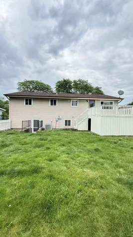 1916 Capital Court Schaumburg IL 60193
