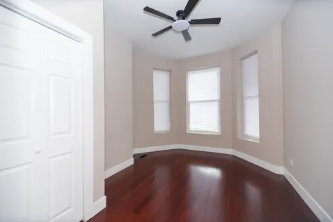 3902 West Fillmore Street Chicago IL 60624