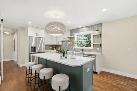 1342 Winchester Court Naperville IL 60563