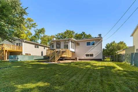 1206 Taft Avenue Wheaton IL 60189