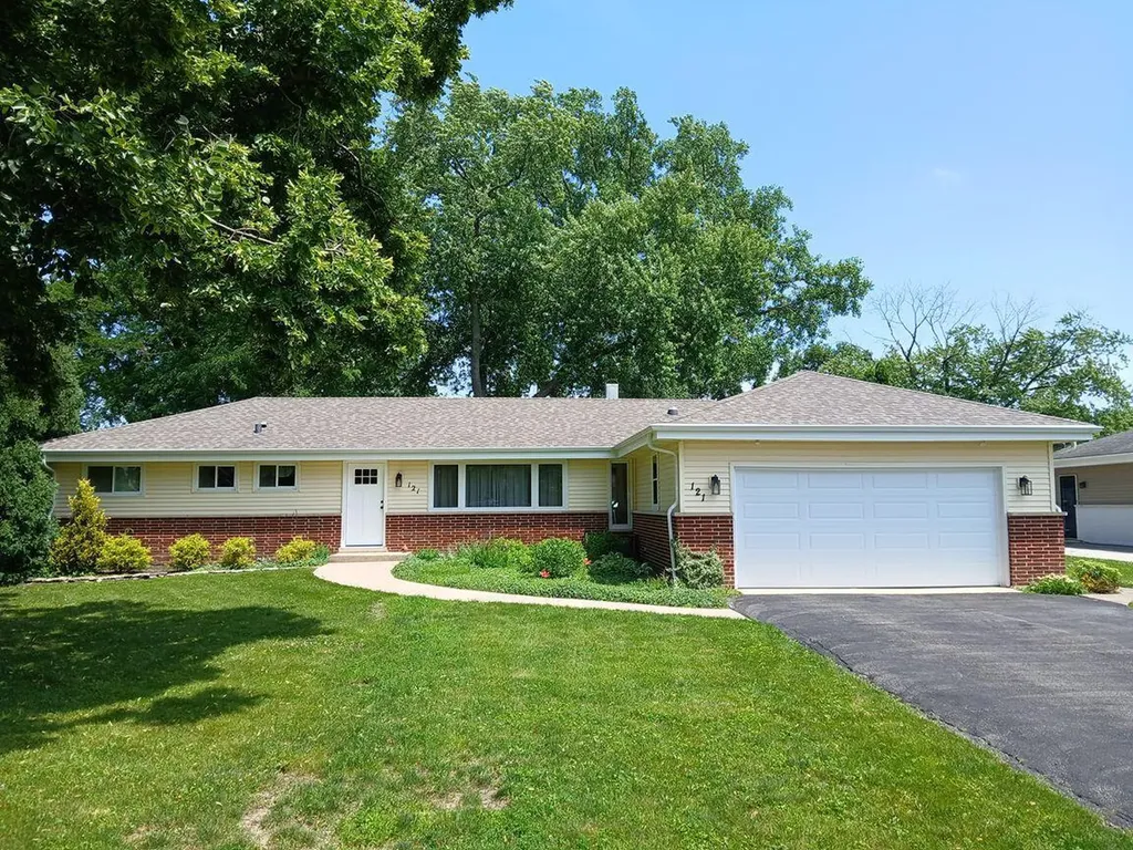 121 North Mandel Lane Prospect Heights IL 60070