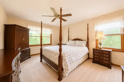 6 Heather Lane Hawthorn Woods IL 60047