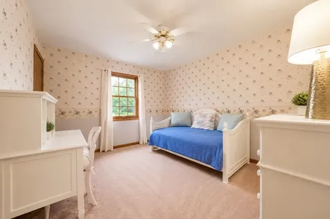 6 Heather Lane Hawthorn Woods IL 60047