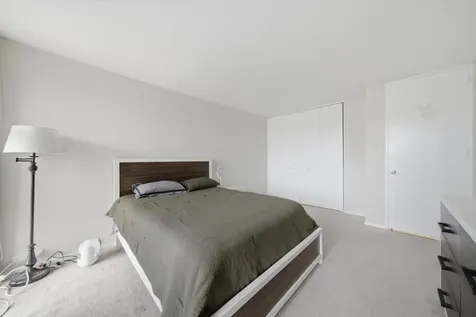 2605 South Indiana Avenue Chicago IL 60616