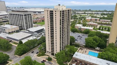 2605 South Indiana Avenue Chicago IL 60616